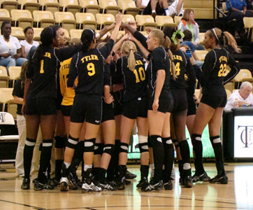 Photo by Apache Athletics Intern Matthew Blando